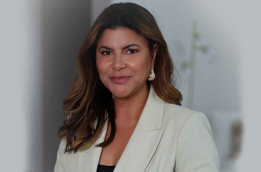  Vanda Ferreira de Lima foi homenageada em gala internacional no The Plaza Hotel, em Nova York